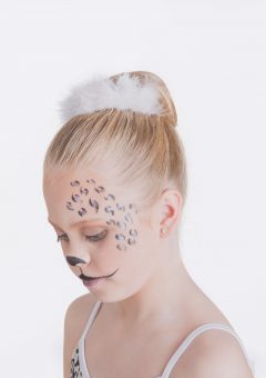 Wild cats tutu show leopard hairpiece
