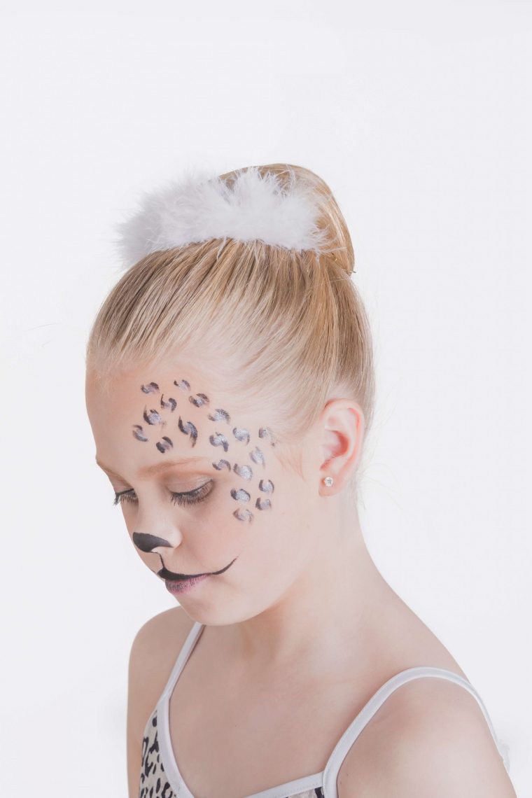 Wild cats tutu snow leopard hairpiece