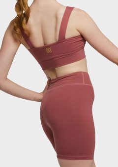 tina shorts antique red