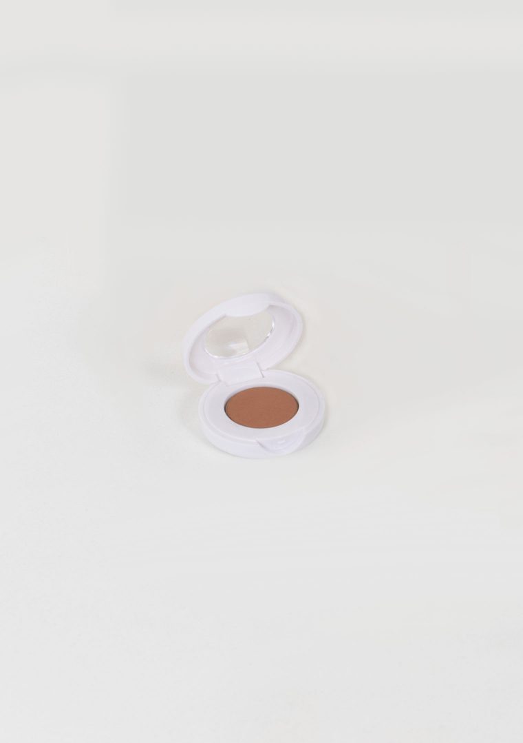 eye shadow matte brown