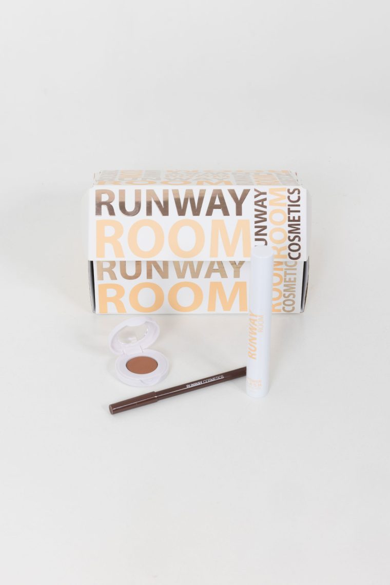 runway room eye pack