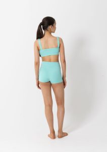 performance crop shorts mint