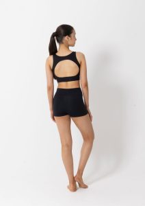 livi crop black red binding