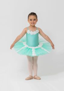 pretty petals mint