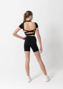 bethanie crop