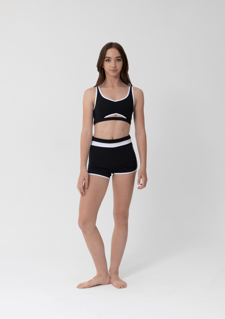 lara shorts black and white