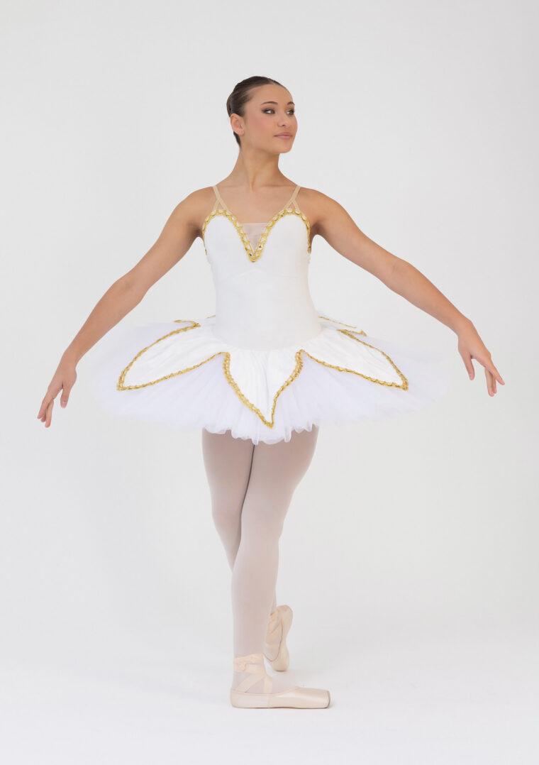 ellen scalloped tutu white